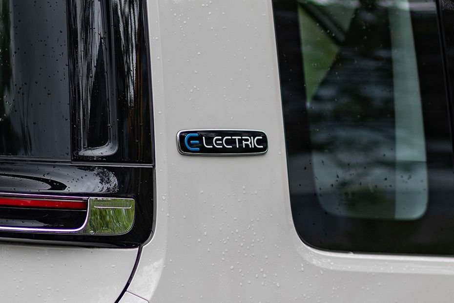 Comet EV Gallery Image