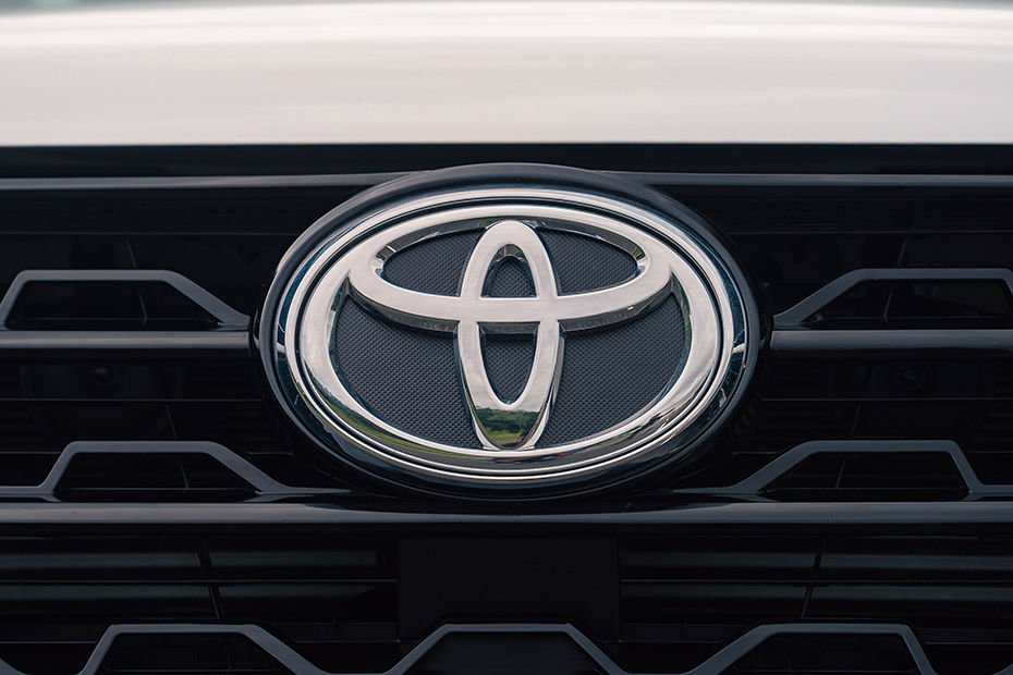 Fortuner Gallery Image
