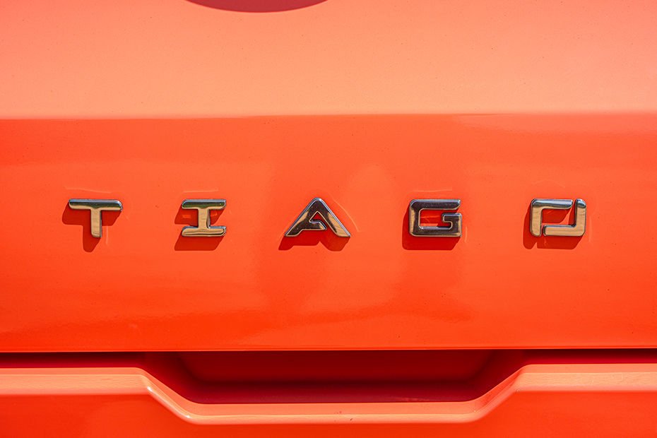 Tiago Gallery Image