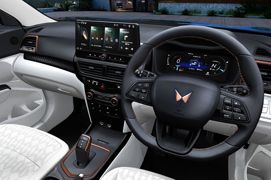 XUV400 EV Gallery Image