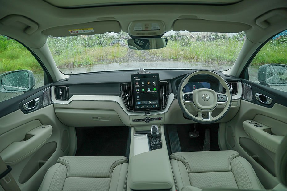 XC60 Gallery Image