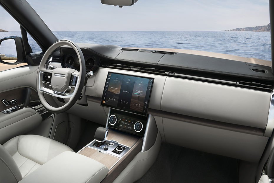 Range Rover Gallery Image