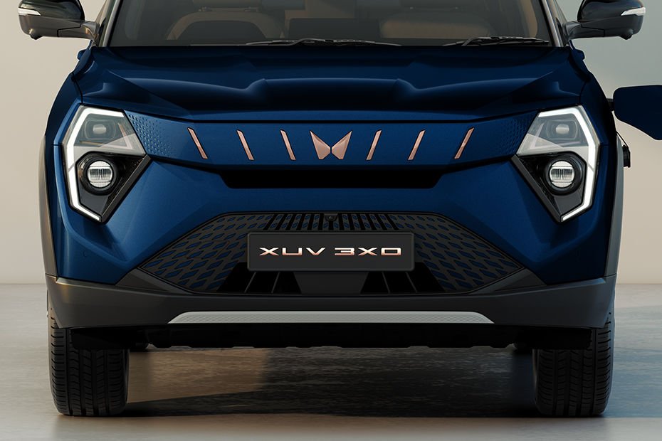 XUV 3XO Gallery Image