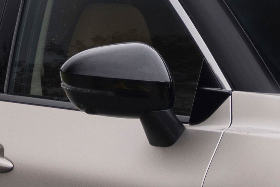 X-Trail Gallery Image