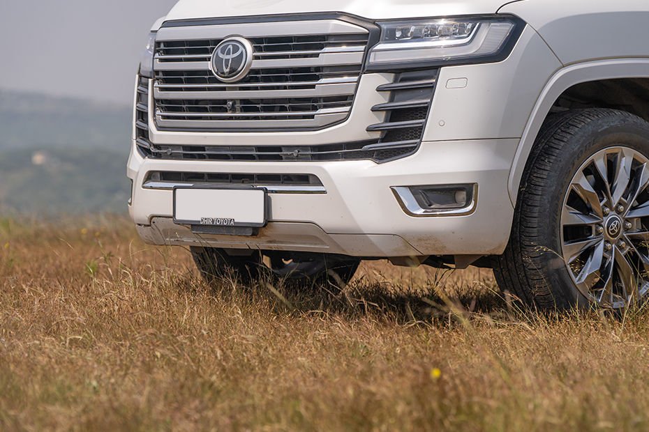 Land Cruiser 300 Gallery Image