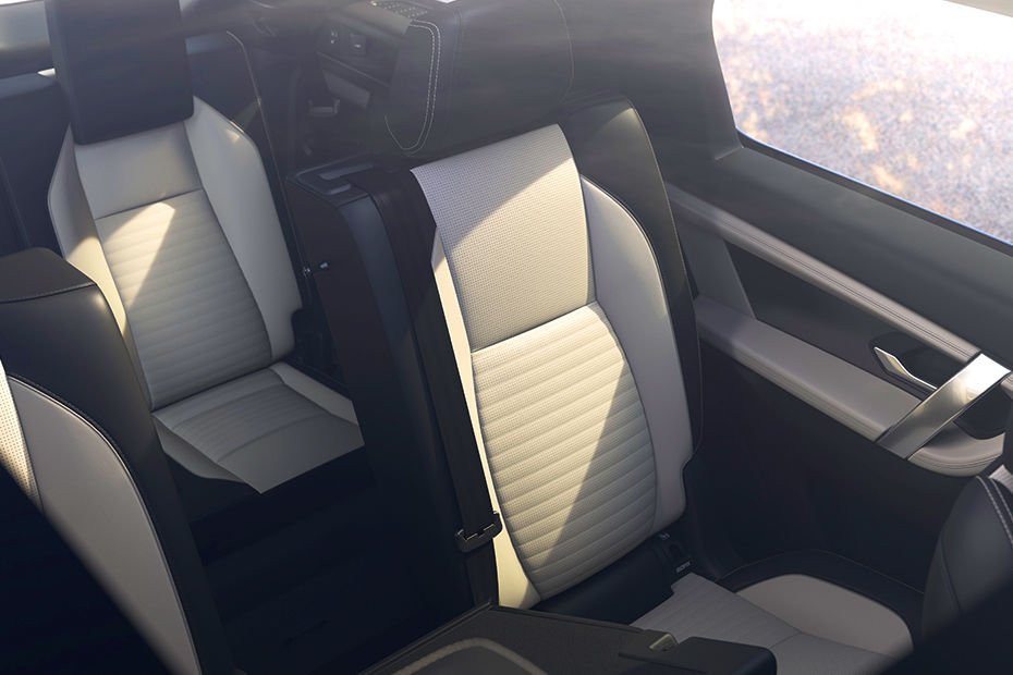 Discovery Sport Gallery Image