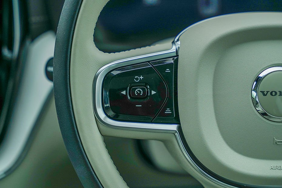 XC60 Gallery Image